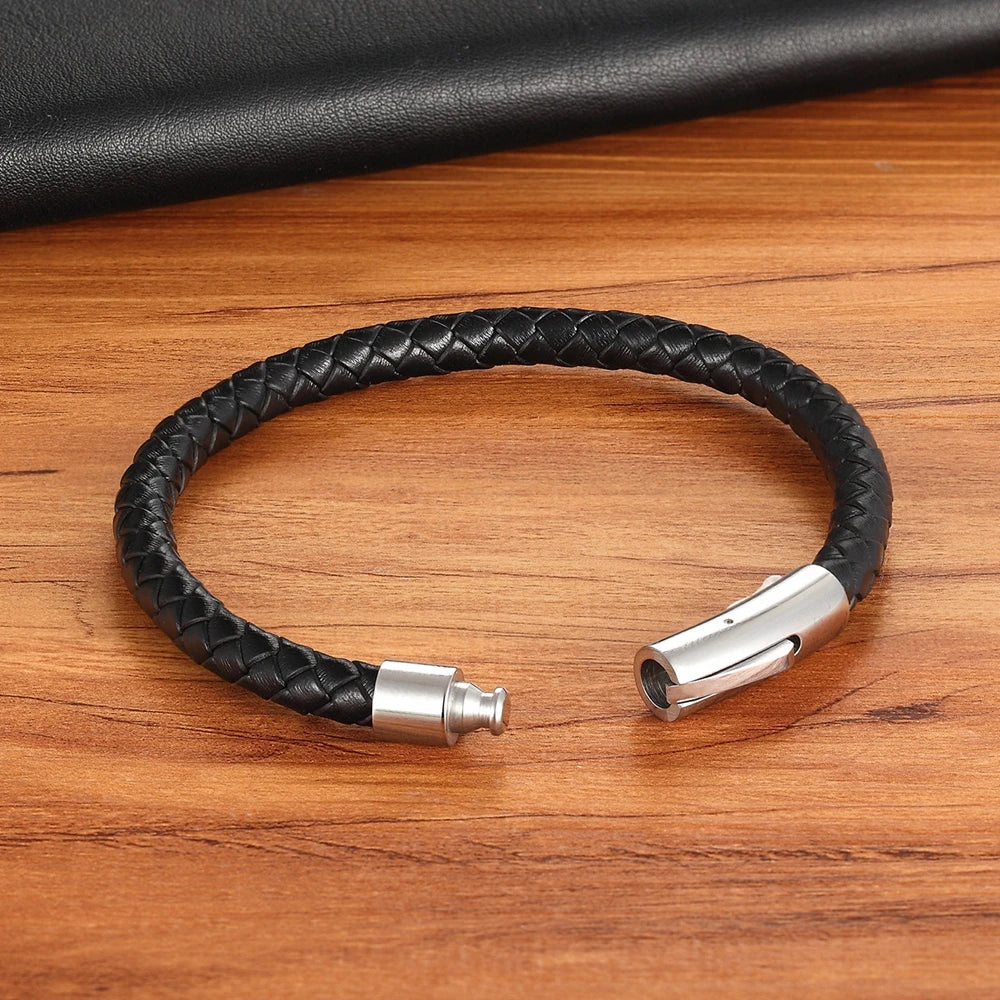 XQNI OL Style Multicolor Stainless Steel Button Simple Design Men's Leather Bracelet DIY & Custom Logo Birthday Valentine's Gift