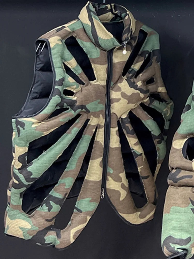 PFHQ Camouflage Vest Jacket Sleeveless Hollow Out Niche Zipper 2024 Contrast Color American Streetwear Male Tops 21Z5573